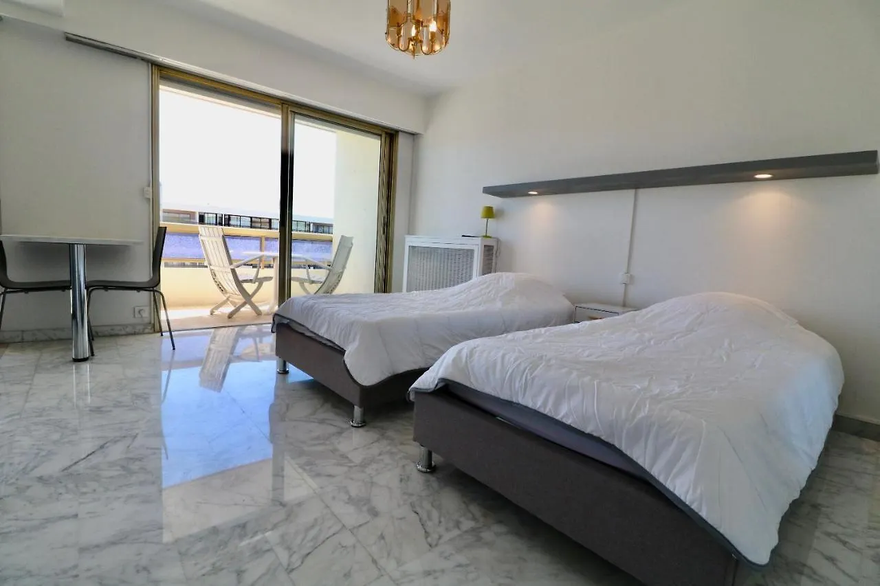 Apartment 2 Bedroom & Studio Palais Royal 2 Mins From Croisette And Carlton Cannes