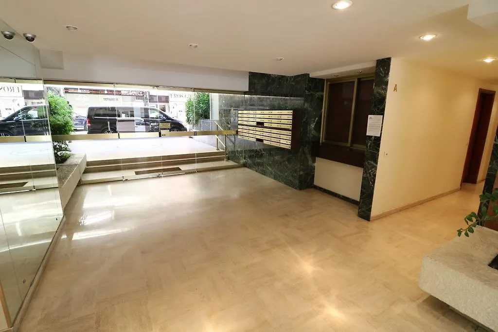 Apartment 2 Bedroom & Studio Palais Royal 2 Mins From Croisette And Carlton Cannes