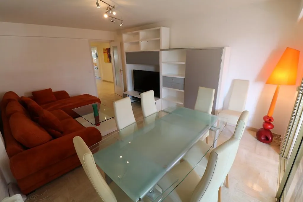 2 Bedroom & Studio Palais Royal 2 Mins From Croisette And Carlton Cannes 0*,