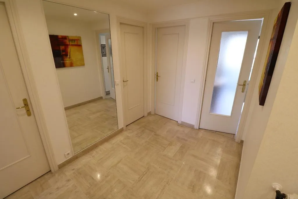 Apartment 2 Bedroom & Studio Palais Royal 2 Mins From Croisette And Carlton Cannes France