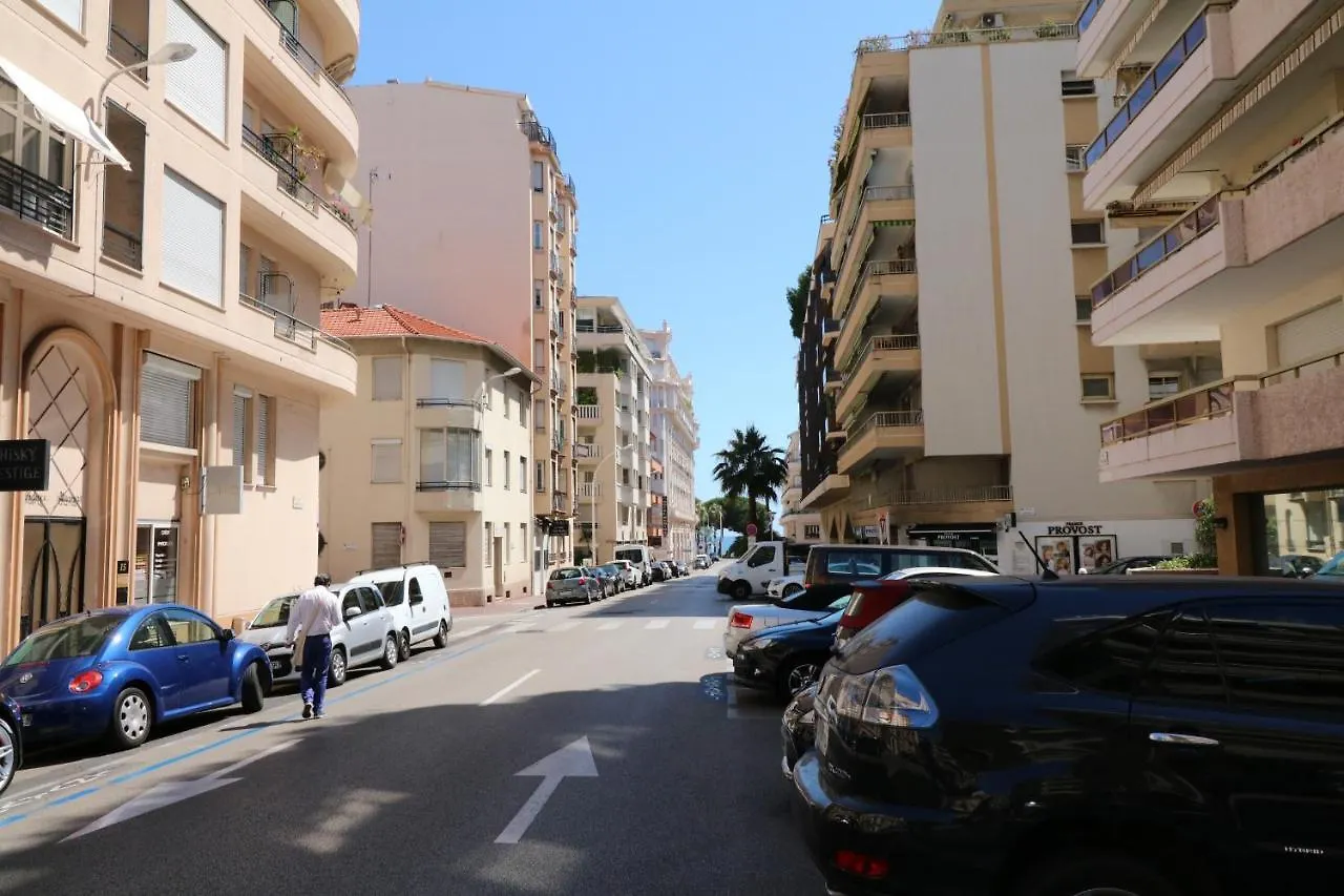 Apartment 2 Bedroom & Studio Palais Royal 2 Mins From Croisette And Carlton Cannes